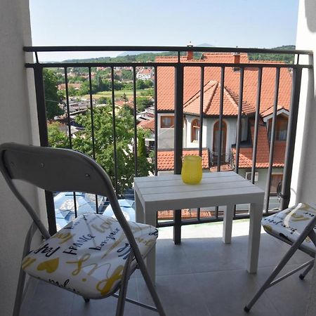 סוקו בניה Millenium Apartment מראה חיצוני תמונה