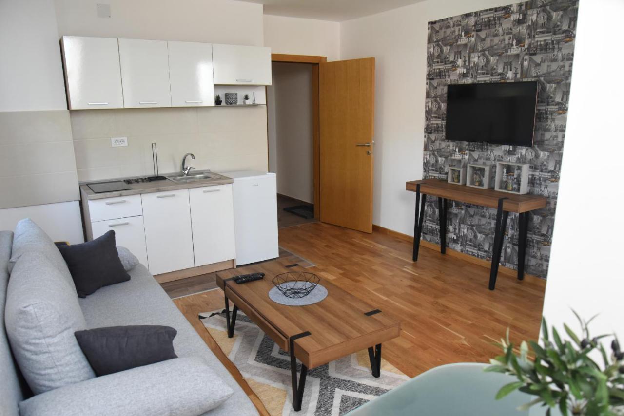 סוקו בניה Millenium Apartment מראה חיצוני תמונה